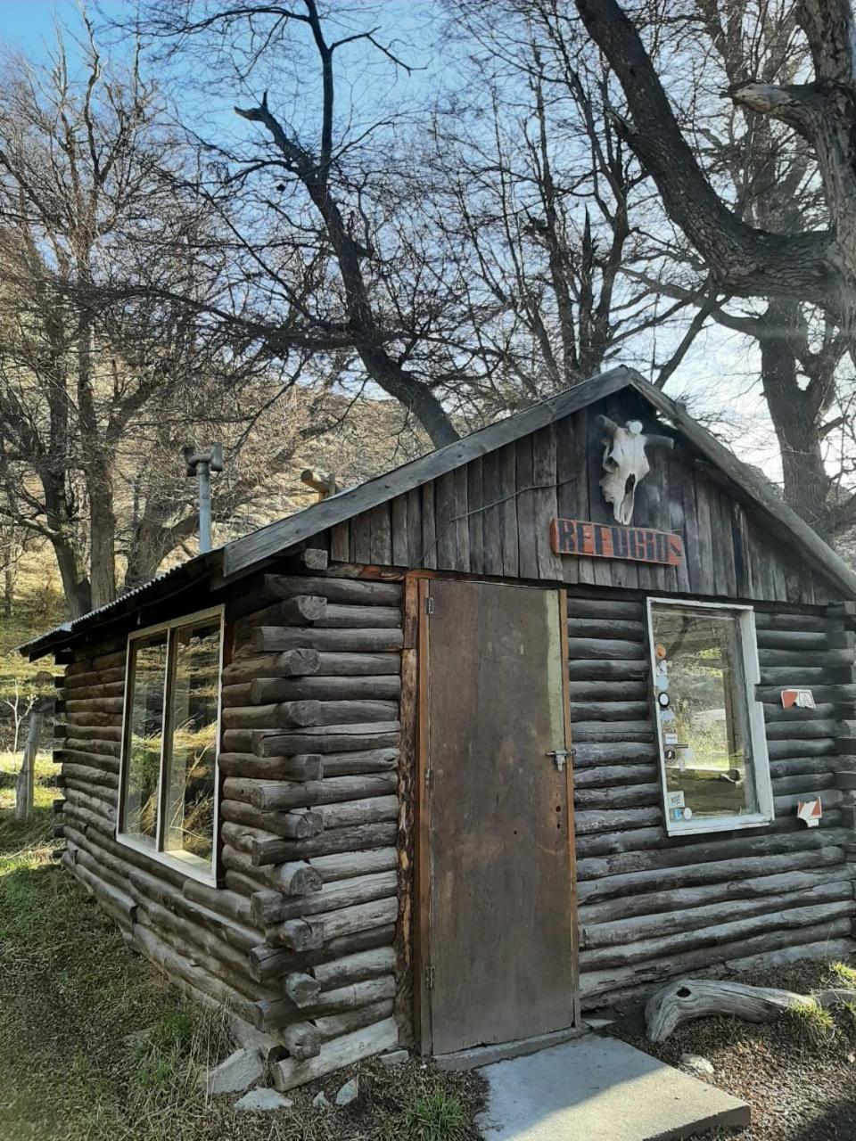 Camping Rio De Las Vueltas El Chalten Exterior photo