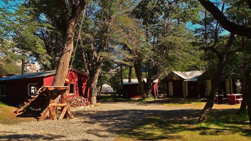 Camping Rio De Las Vueltas El Chalten Exterior photo